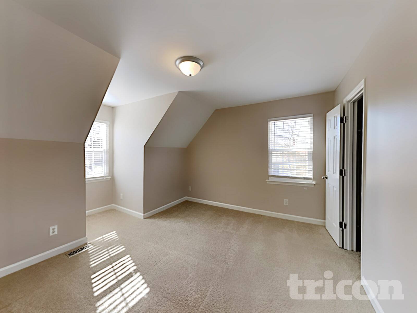 Building Photo - 8104 Lighthouse Way