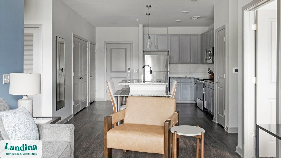 Building Photo - 3237 Memorial Blvd