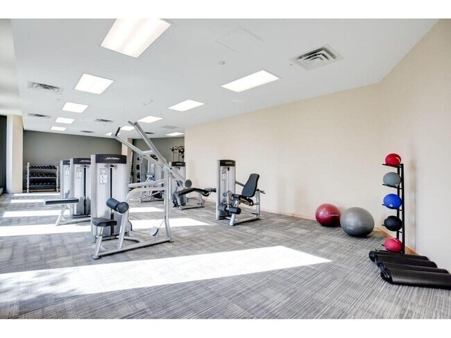 Building Photo - 1240 S 2nd St