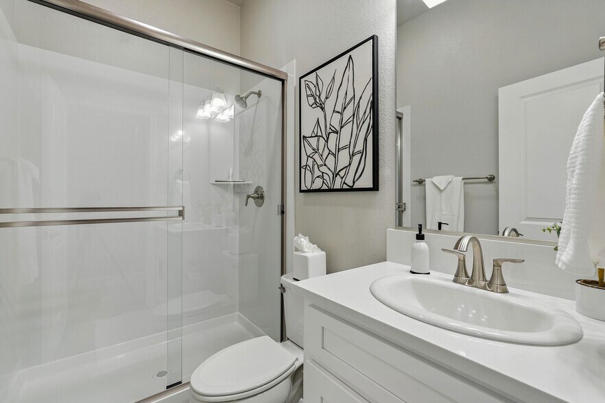 Building Photo - 5049 Cardero Way