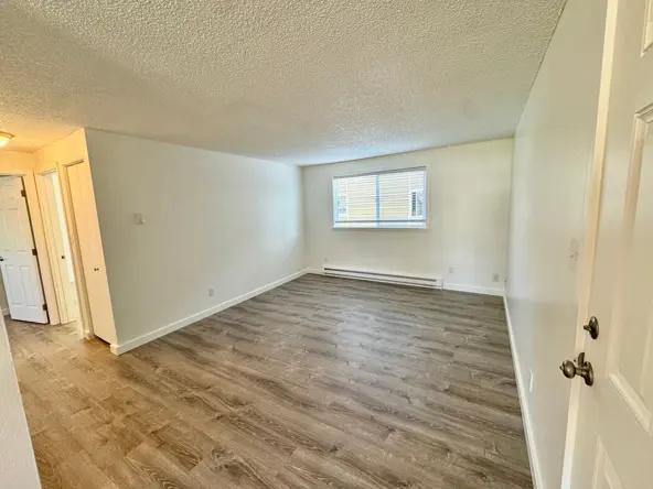 Building Photo - 1208 34 St