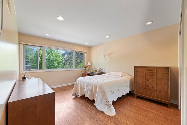 Building Photo - 2906 Idlewood Ln