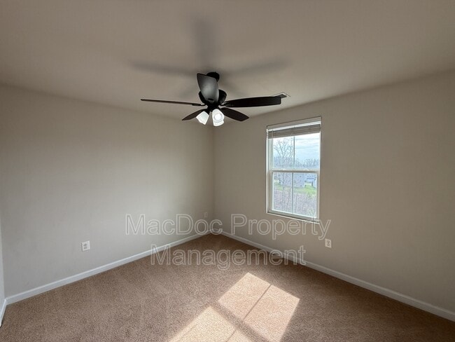 Building Photo - 127 Harper Ln