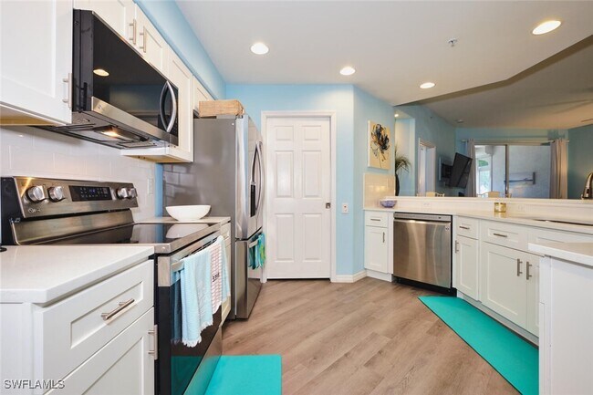 Building Photo - 9100 Southmont Cove