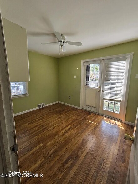 Building Photo - 16 Oak Ridge Pkwy