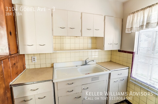 Building Photo - 3104 Gobel Ave