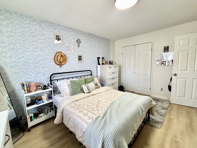 Building Photo - Westport Landings