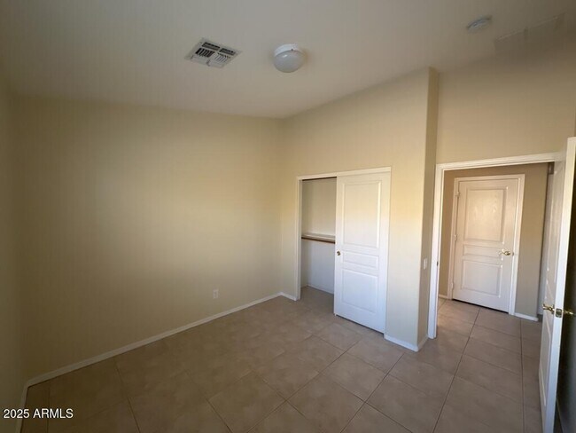 Building Photo - 10256 E Peralta Canyon Dr