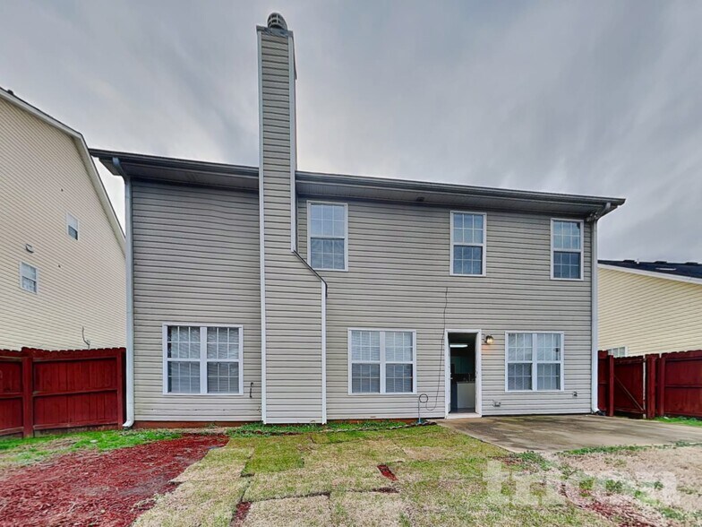 Building Photo - 62 Kirkhill Dr