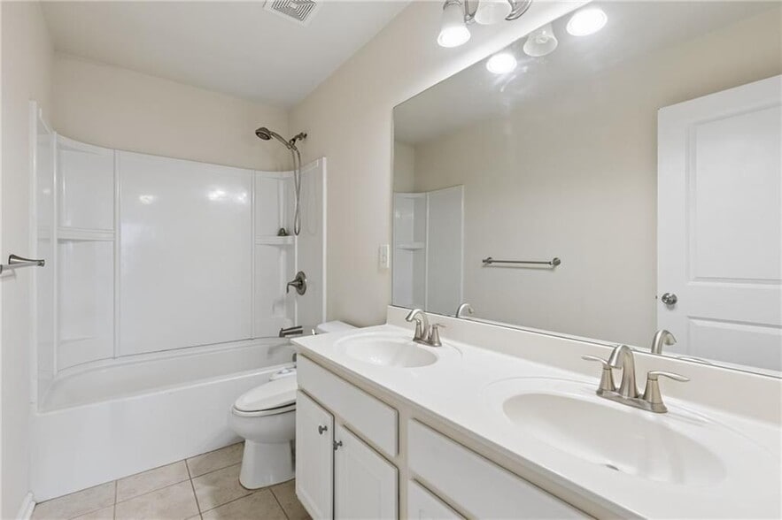 Building Photo - 5011 Morriscastle Dr