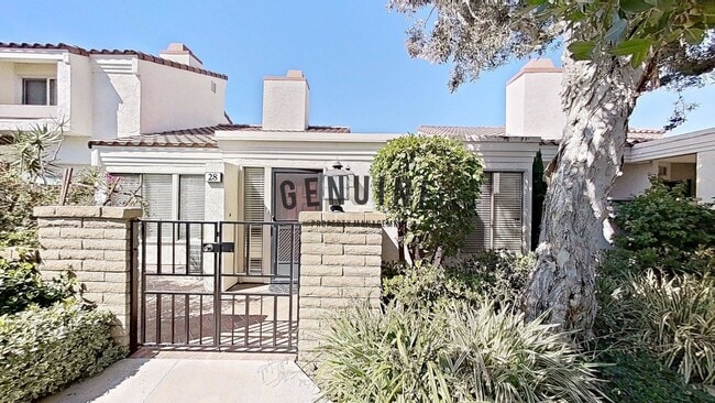 Primary Photo - Charming 2Bd 2Ba Condo