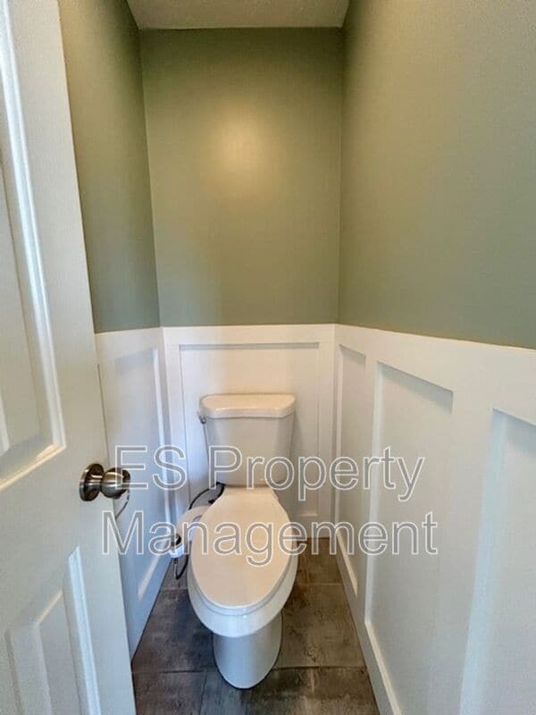 Building Photo - 18258 Benton Oak Dr