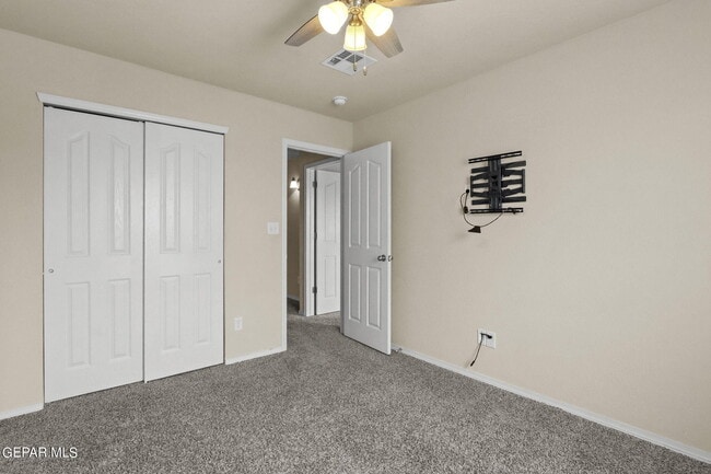 Building Photo - 2240 Decamp Point Pl