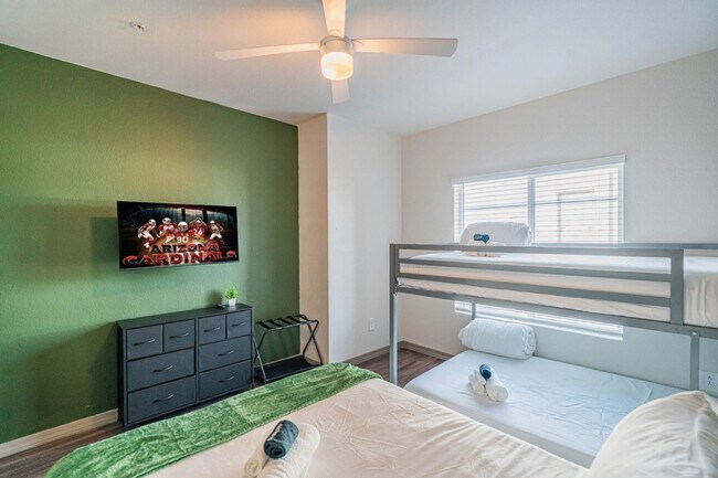 Building Photo - 9600 W Georgia Ave