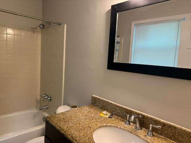 Building Photo - 2145 Portsmouth Cir