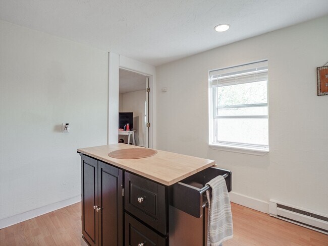 Building Photo - 30 Mercer St