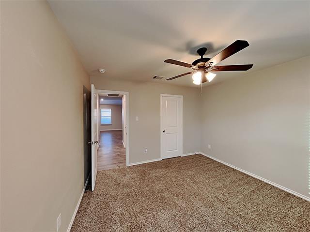 Building Photo - 2603 Hutchins Dr