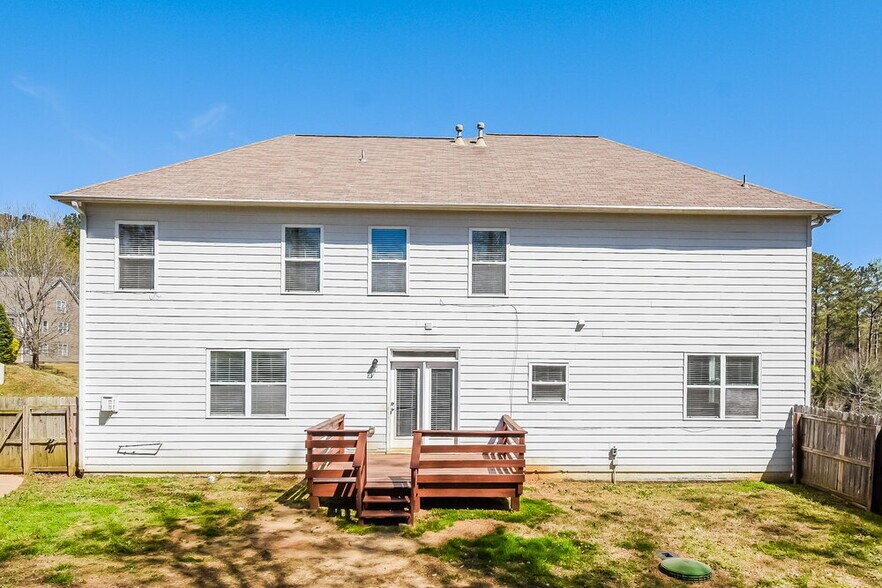 Building Photo - 227 Oakbridge Dr