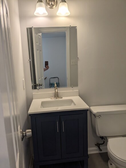 Building Photo - 2111 Peppertree St