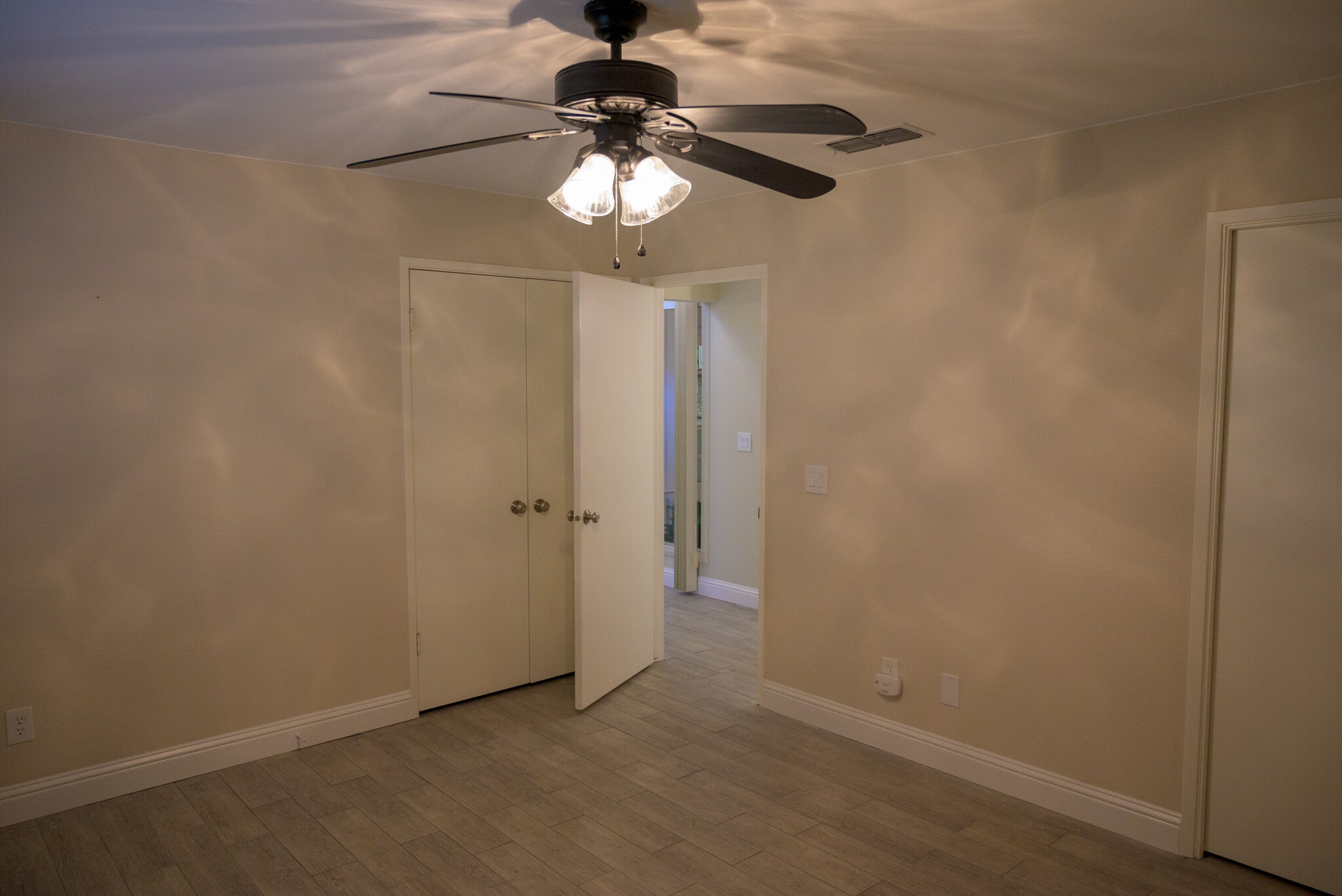 Building Photo - 1822 Cougar Ln