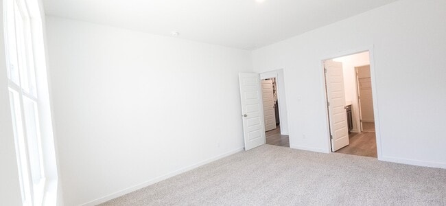 Building Photo - 4191 Viceroy St