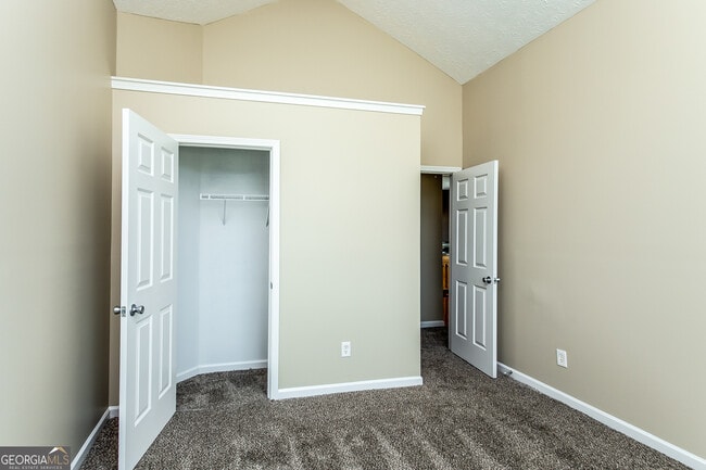 Building Photo - 116 Sparkling Spring Trail