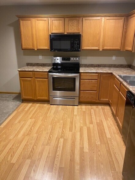 Building Photo - 3039 SW Arlan Ln