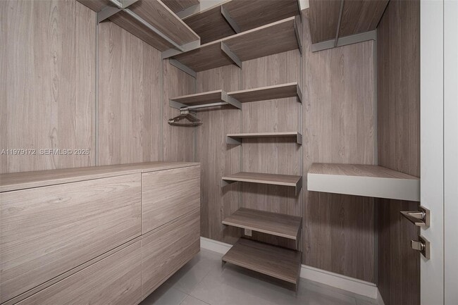 Building Photo - 2516 NE 21st St