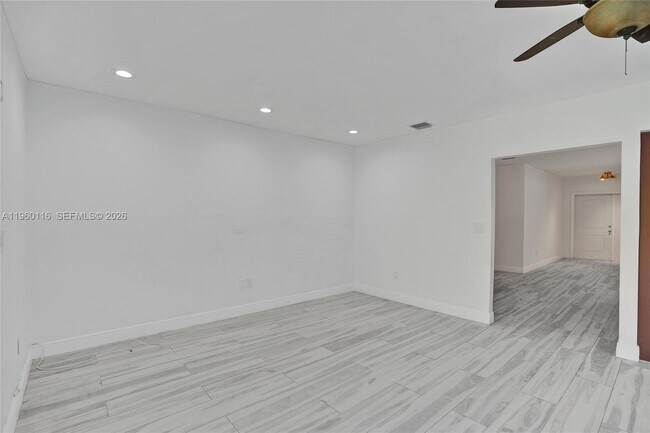 Building Photo - 5721 SW 11th St