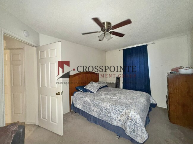 Building Photo - 205 Charles Dr