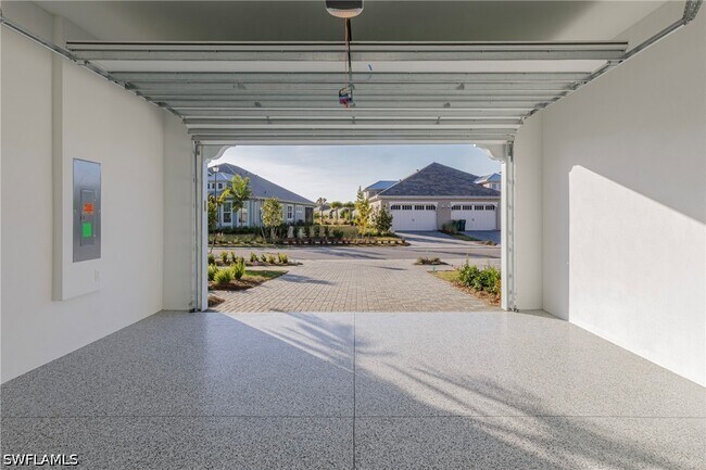 Building Photo - 8912 Calypso Ct