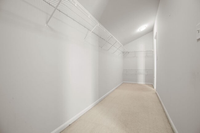 Building Photo - 10205 N Hampton Ln
