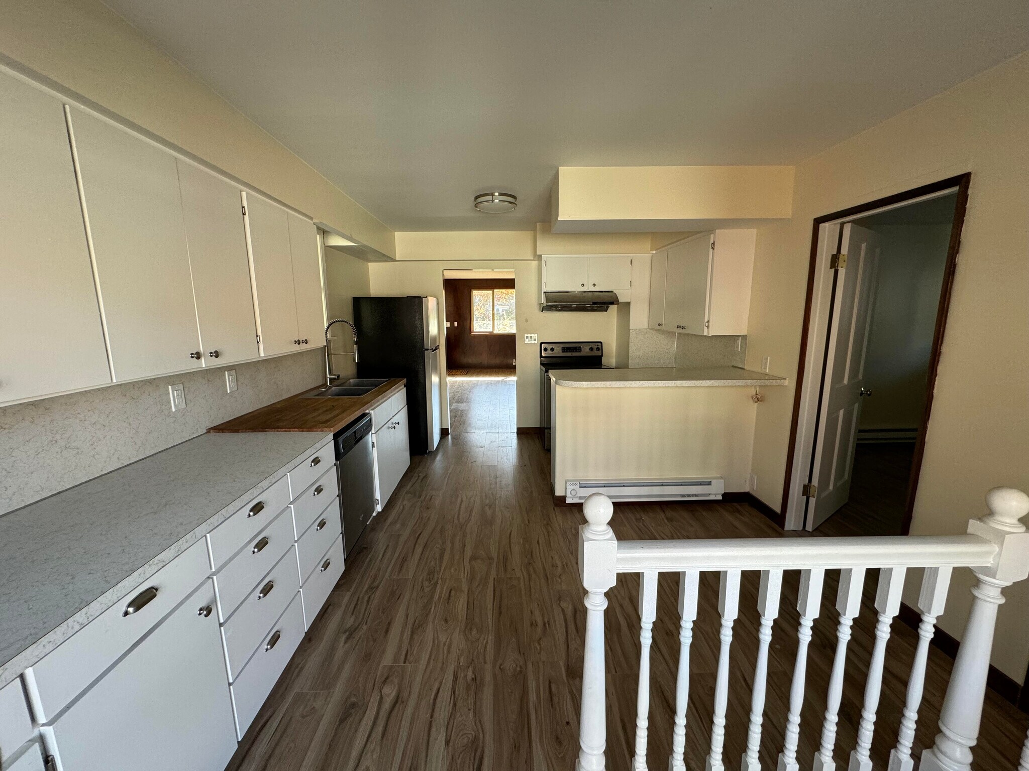 Kitchen South - 2646 NW 64th St