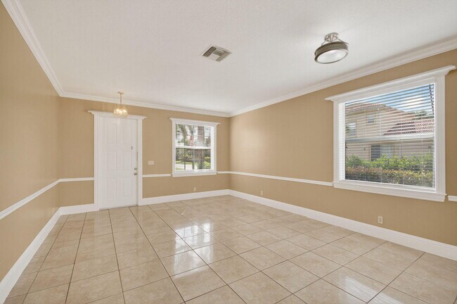 Building Photo - 1756 Pierside Cir
