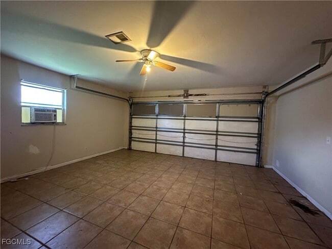Building Photo - 8069 Anhinga Rd