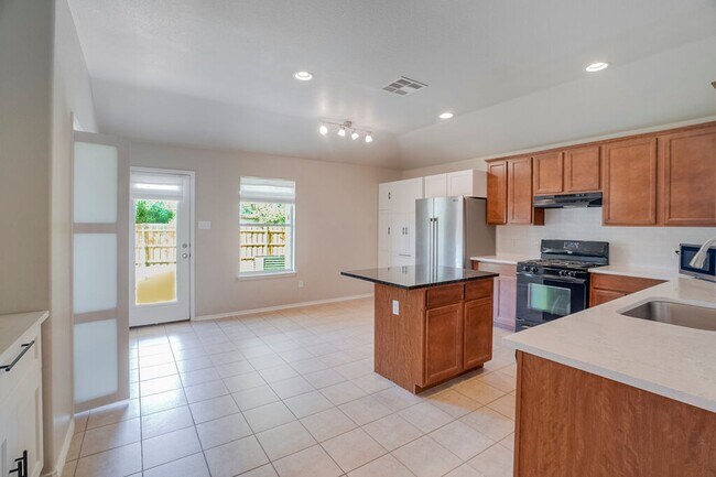 Building Photo - Charming 3 Bdrm in Pflugerville