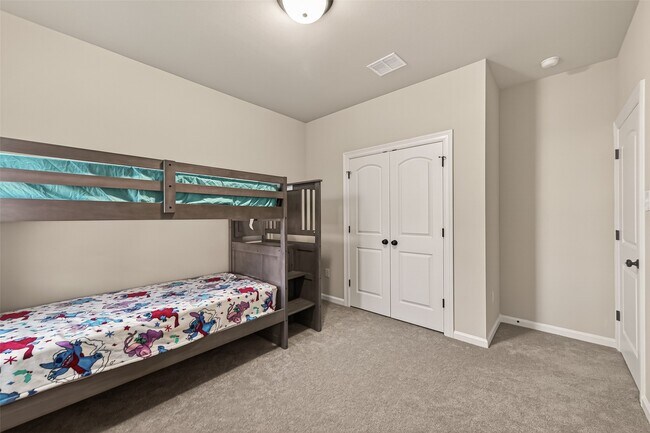 Building Photo - 1010 Gentle Nook Dr
