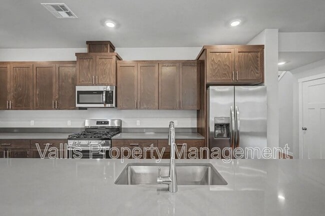 Building Photo - 2618 Mount St Helens Ave SE