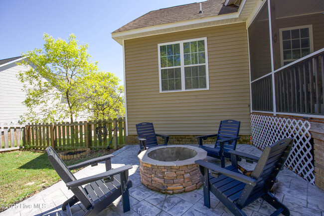 Building Photo - 69 Quail Hollow