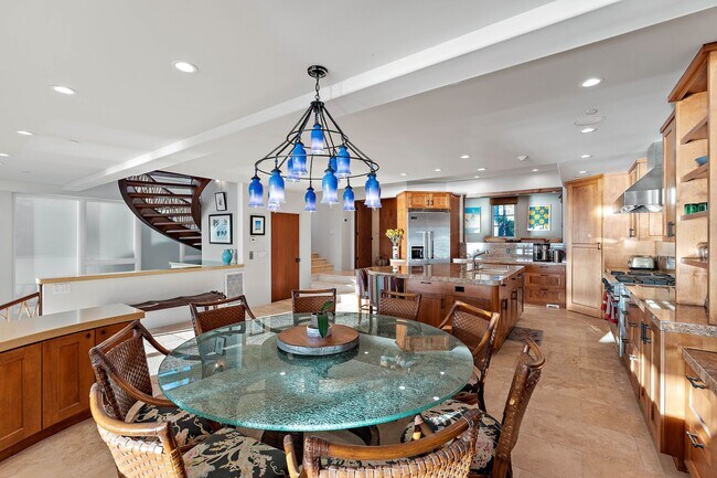 Building Photo - GORGEOUS CUSTOM BEACH HOME - Solimar Beach...