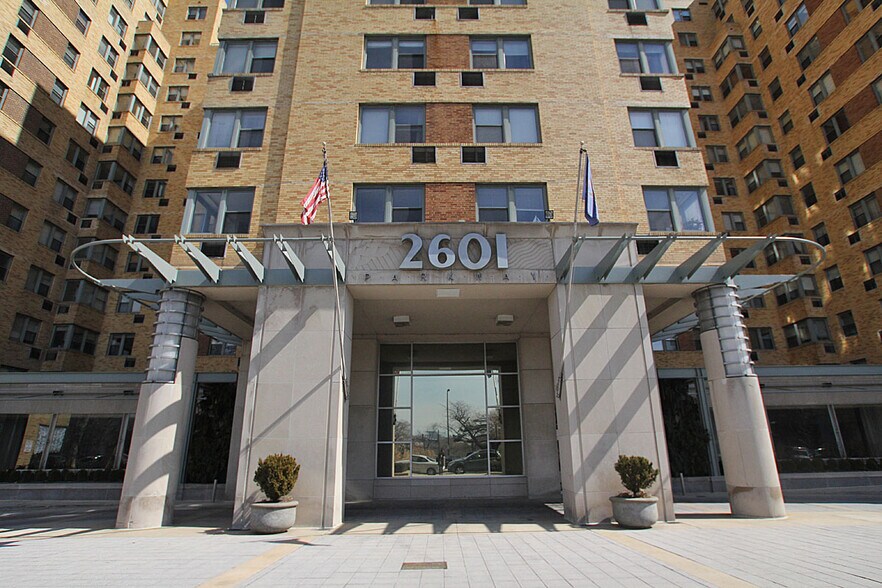 Primary Photo - 2601 Pennsylvania Ave
