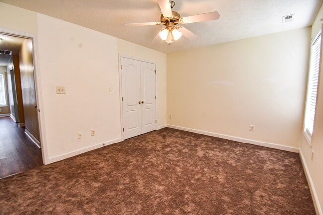 Building Photo - Coming Soon!! 4 Bedroom 2.5 Bath Nicely Renovated with Updated Fixtures! - No Pets