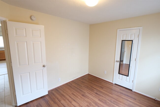 Building Photo - 2802 Harte Ct