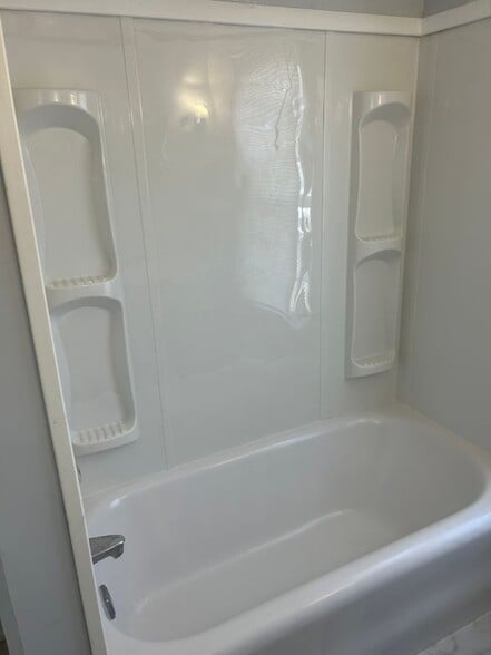 Building Photo - 124 Woodruff Ave