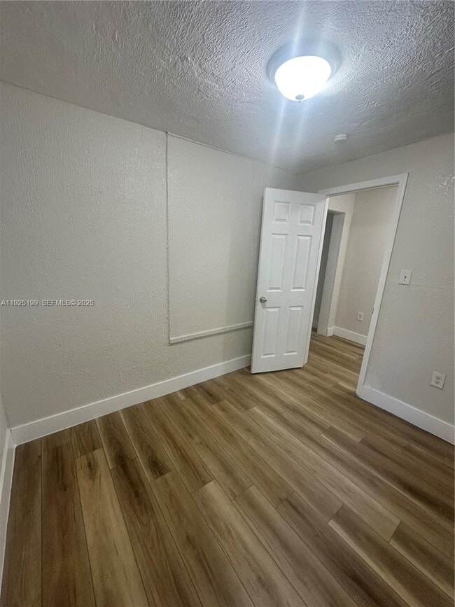 Building Photo - 36 NE 60th Terrace