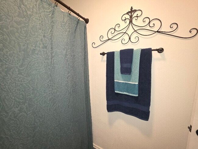 Building Photo - 72041 Joshua Dr