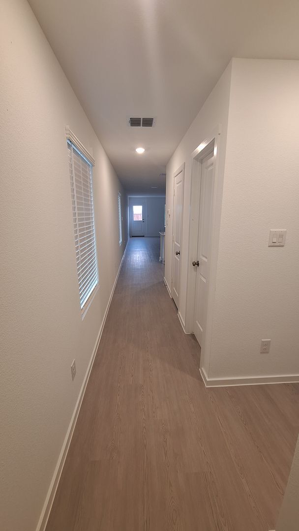 Building Photo - NEWLY BUILT 3 bedroom 2.5 Bath for Rent