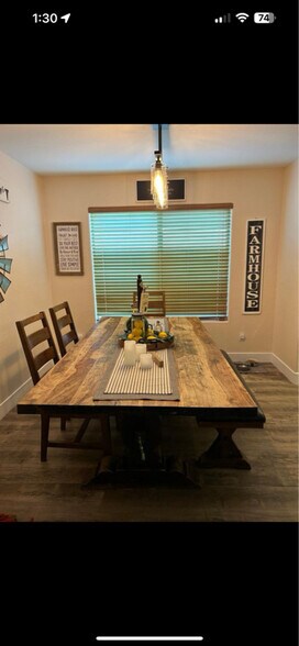 Building Photo - 33810 N Mercedes Dr