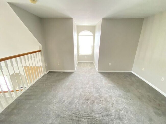 Building Photo - 3001 Limbo Ln