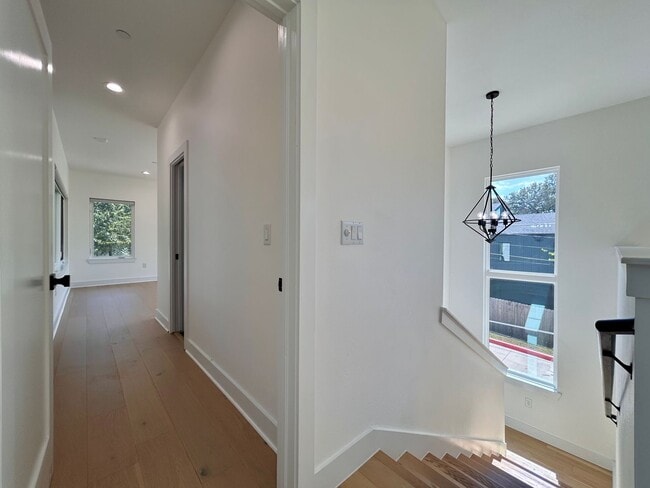 Building Photo - 4010 Clawson Rd